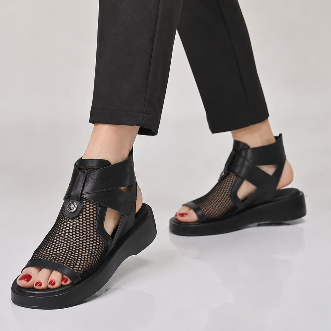 Sandalias de Malla con Cierre Ajustable®