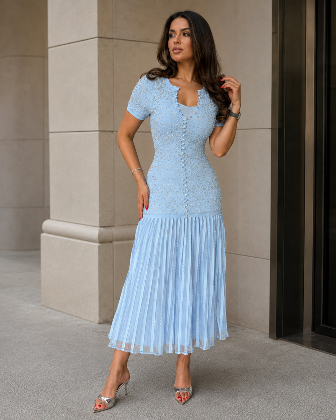 Vestido Midi con Detalles Aplicados®