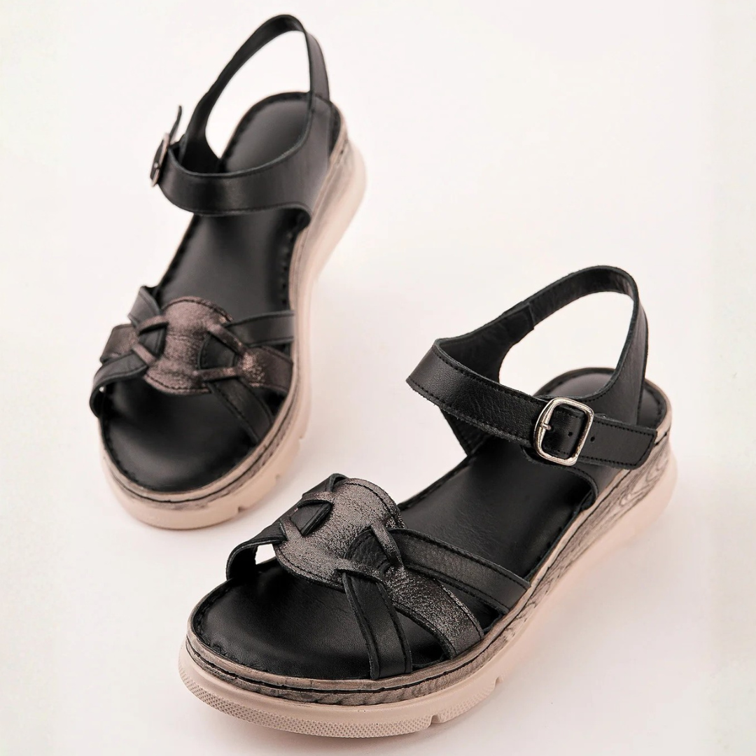 Sandalias cómodas con cuña baja®