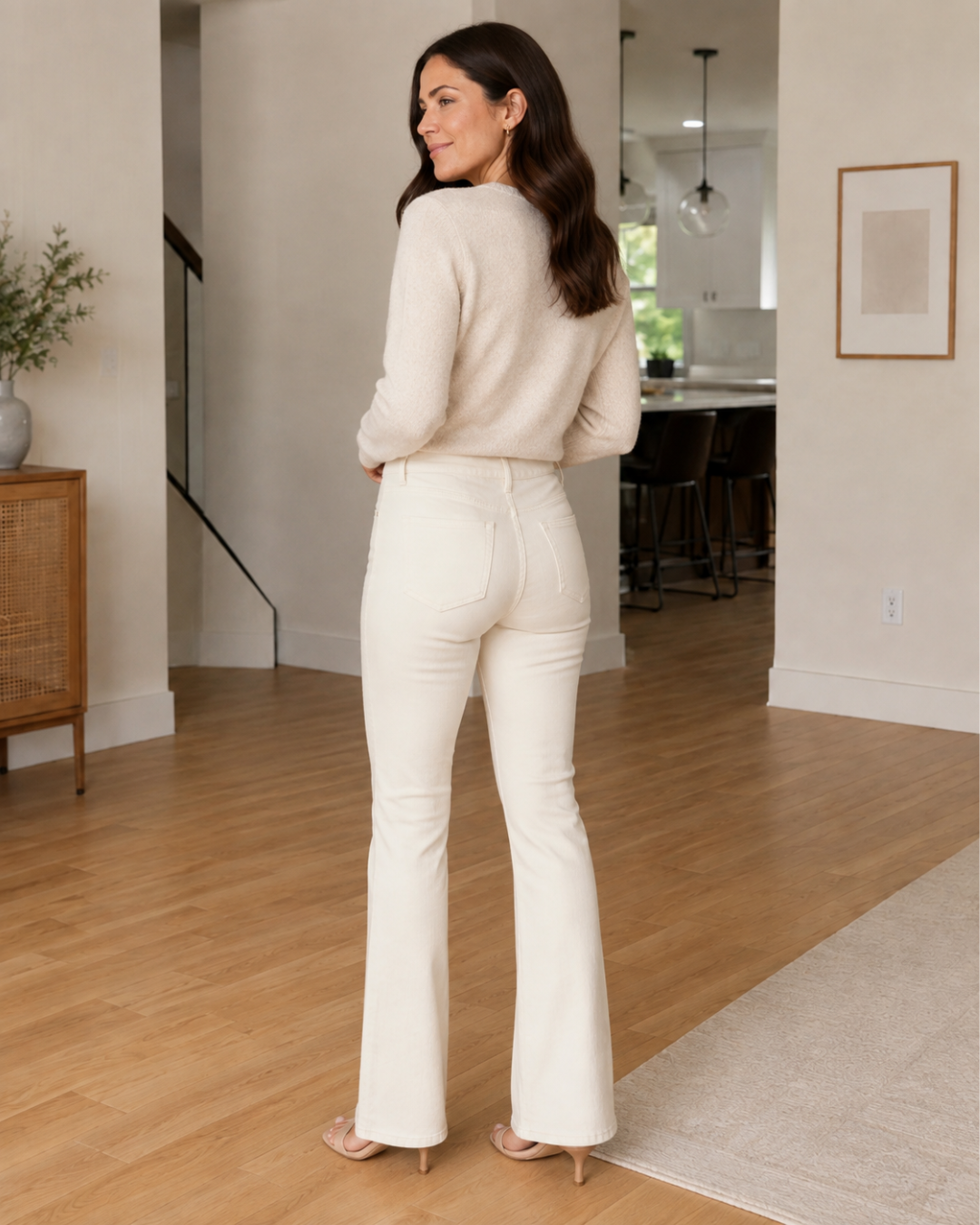 Pantalón faja de corte acampanado para mujer
