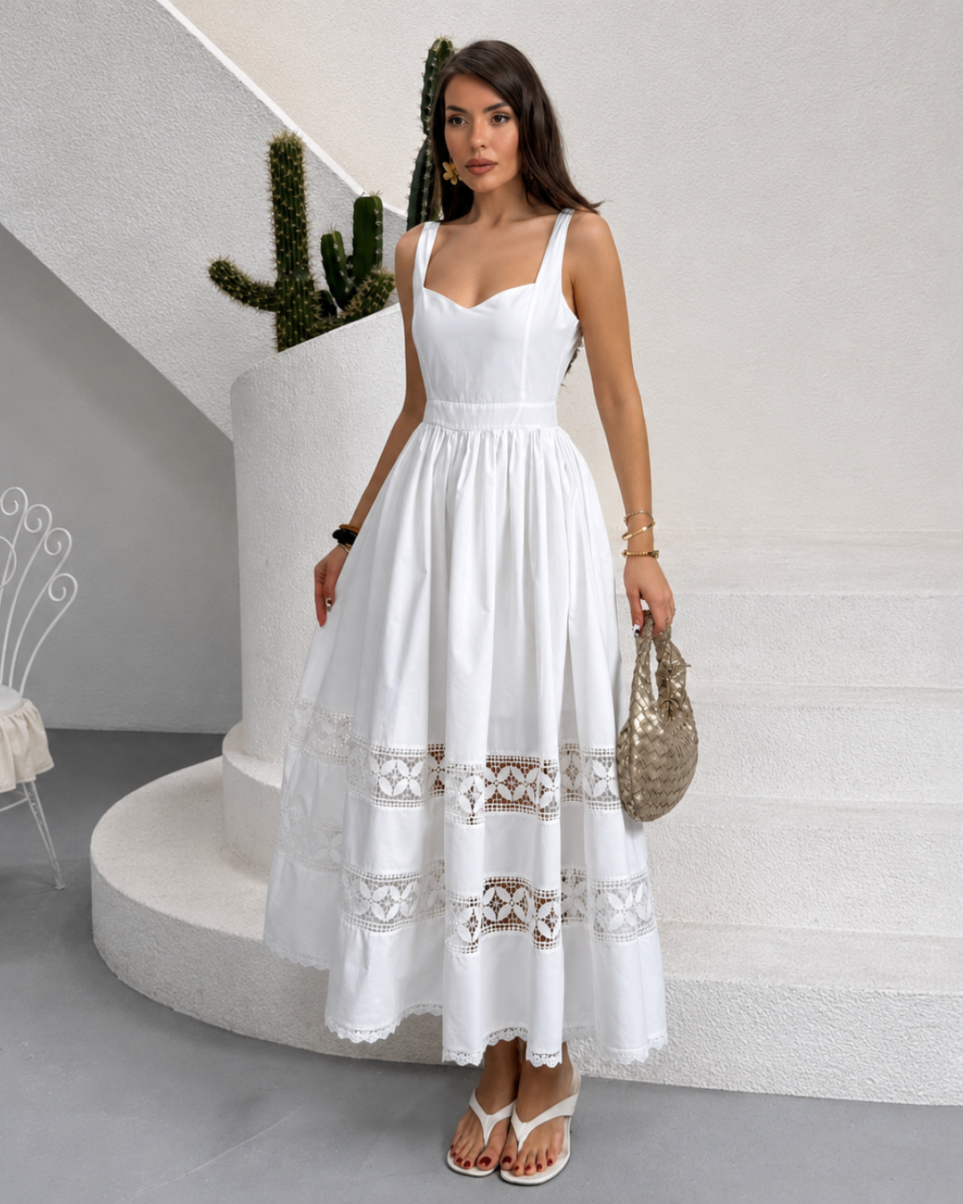 Vestido Midi con Tirantes y Detalles Calados®