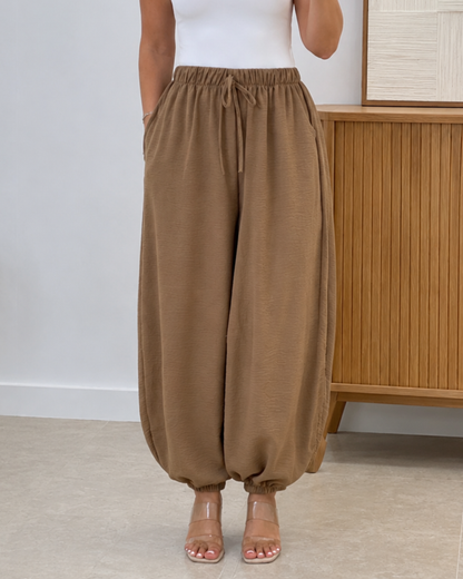Pantalón Bombacho con Cintura Ajustable