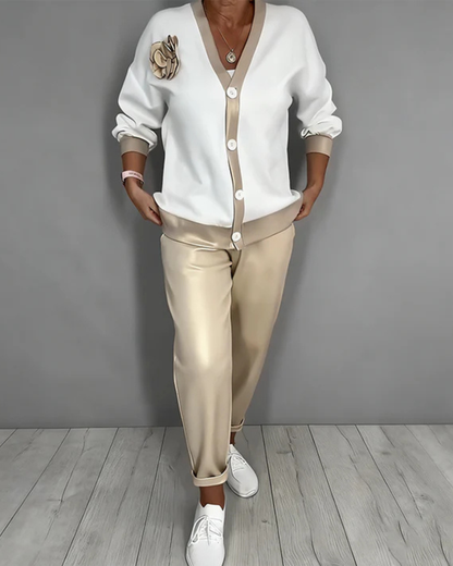 Conjunto elegante de camisa y pantalones de corte relajado para mujer