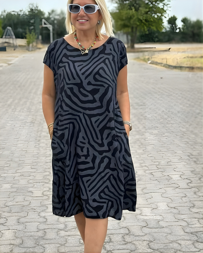Vestido Elegante con Estampado y Cuello Redondo