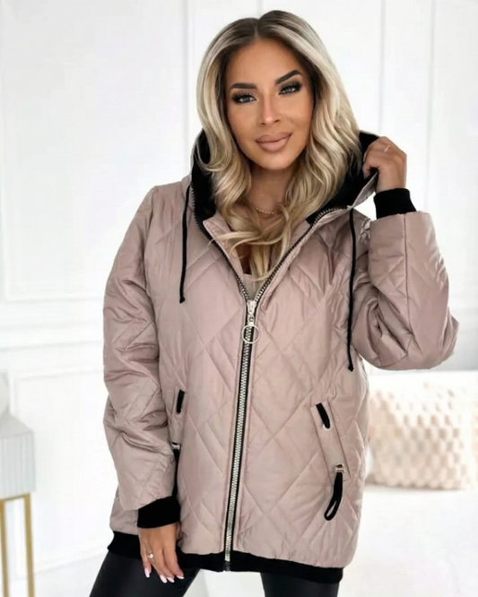 Chaqueta acolchada con capucha y corte cómodo para mujer