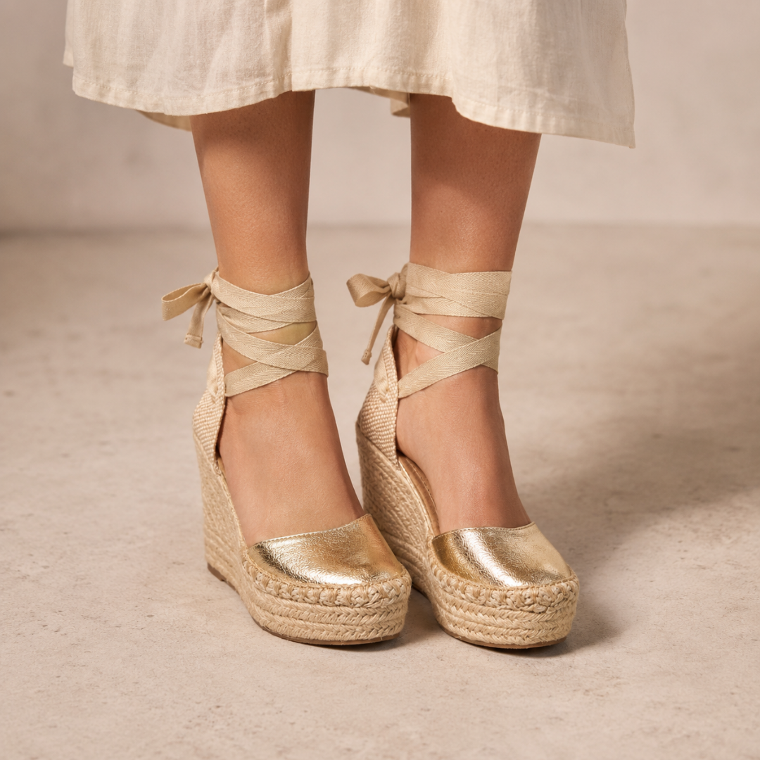 Tacones de Cuña con Lazo en el Tobillo