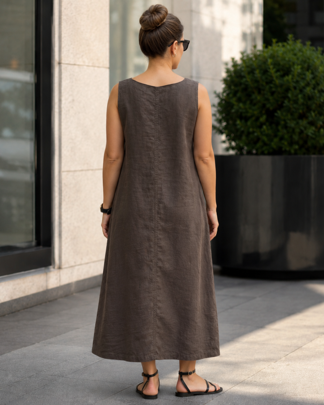 Vestido Sin Mangas con Escote en Pico