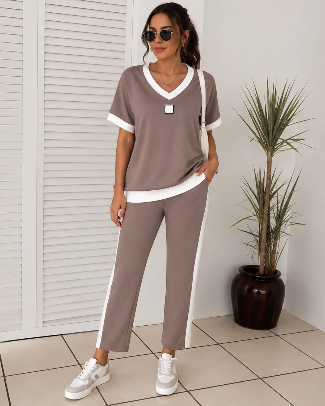 Conjunto Deportivo con Detalles en Contraste