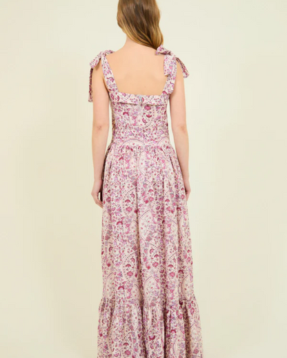 Vestido Floral Femenino  Frescura y Encanto en Cada Paso