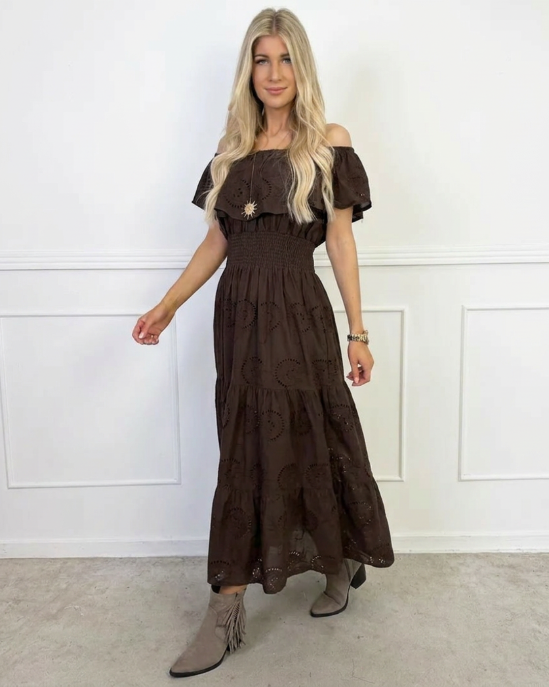 Vestido Largo de Viscosa con Bordado