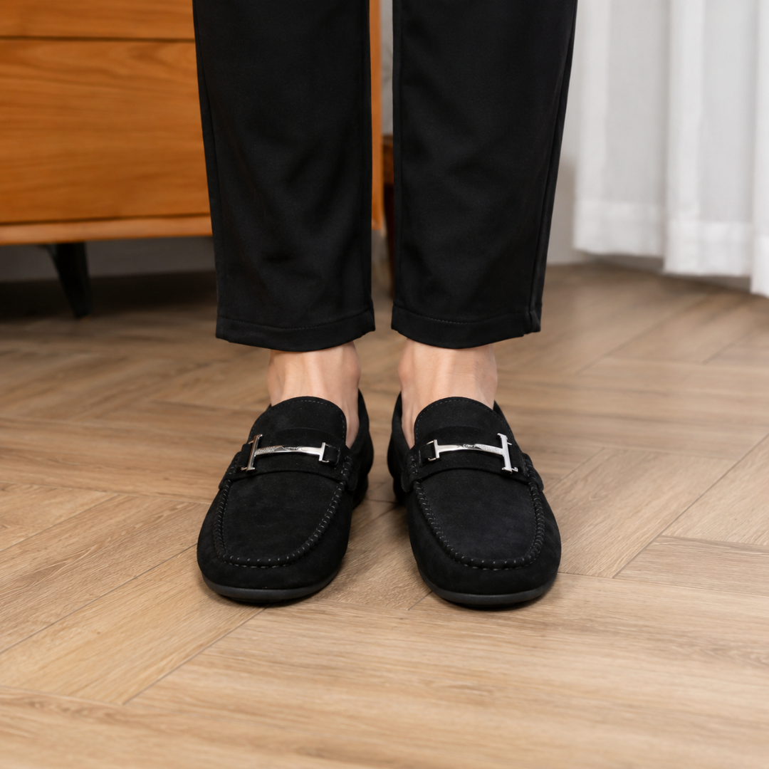 Mocasines de Antelina con Herraje Metálico®