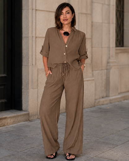 Conjunto Fluido de Blusa y Pantalón