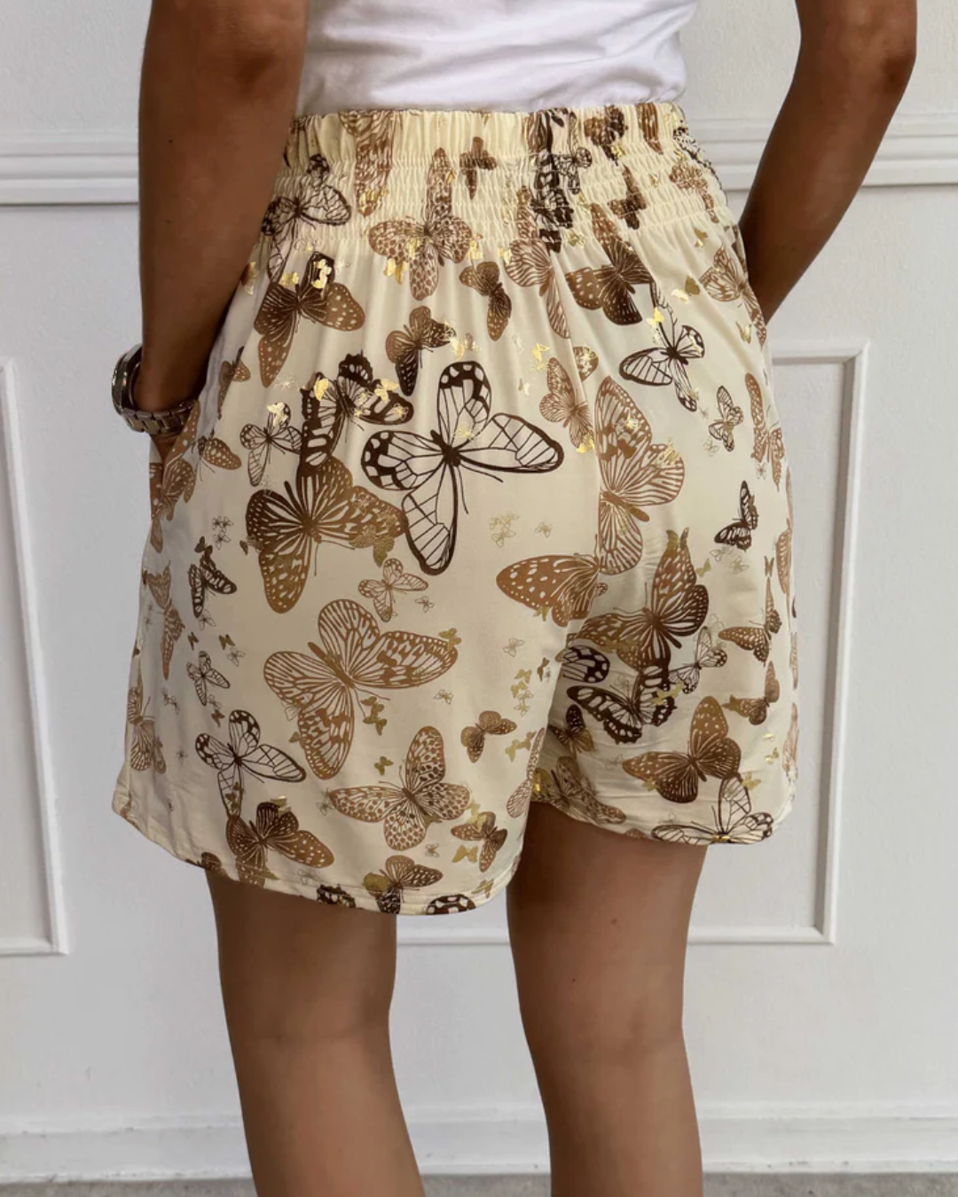 Short Elástico con Estampado de Mariposas®