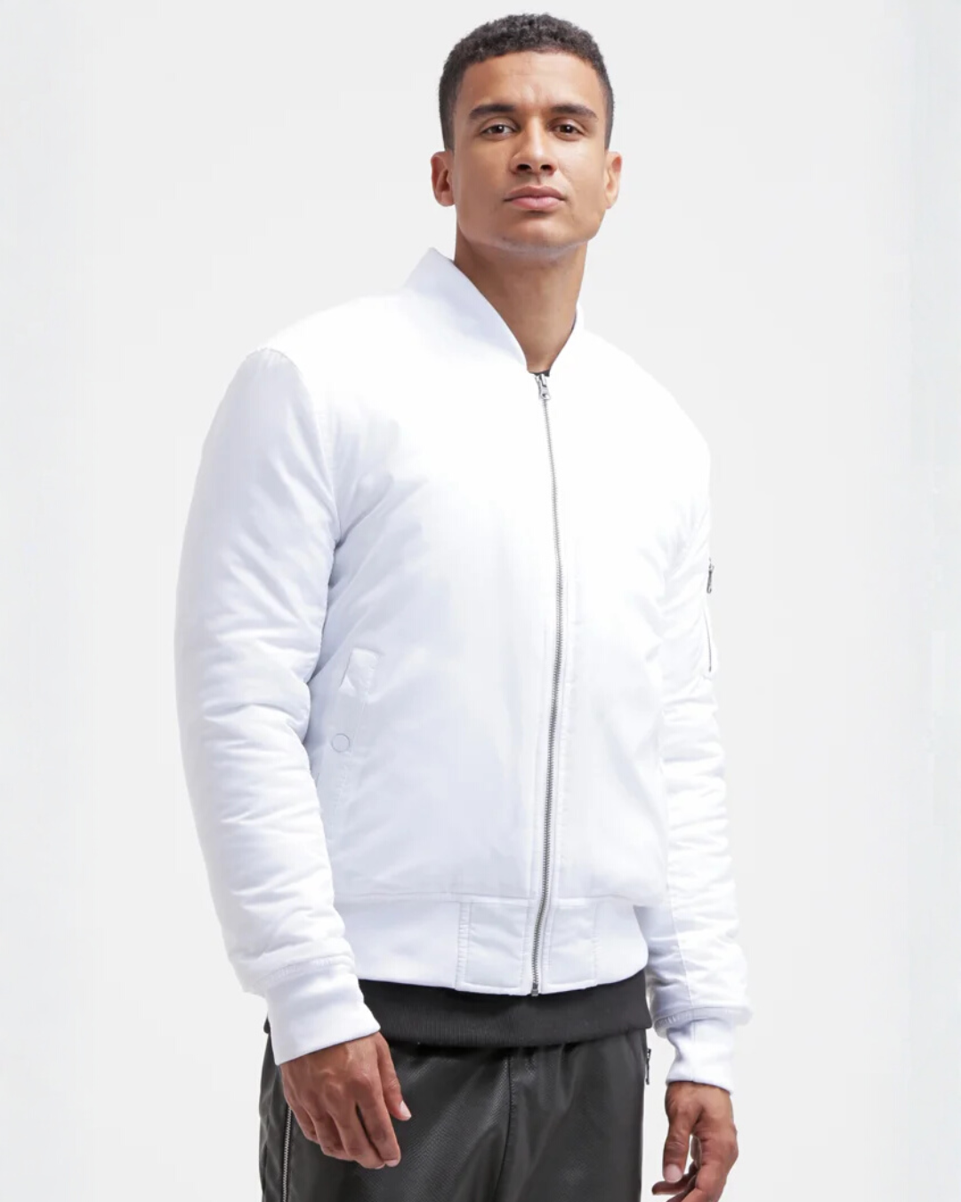 Chaqueta con Cuello Acanalado y Cierre de Cremallera para Hombre®