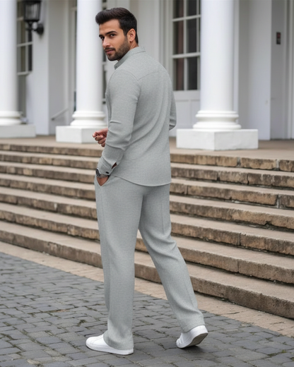 Conjunto Masculino de Camiseta y Pantalón con Textura Waffle
