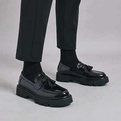 Mocasines de charol con borlas y suela Track®