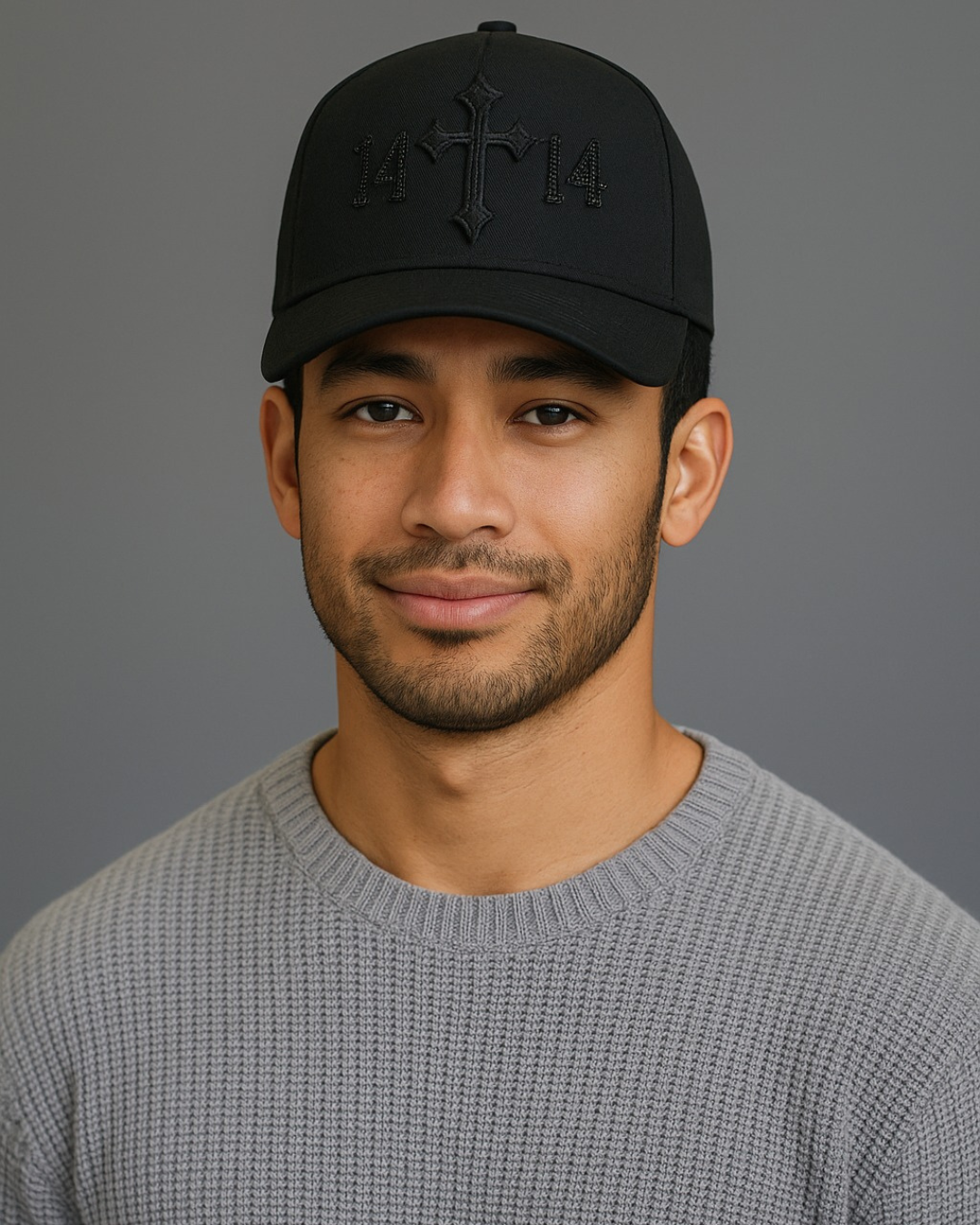 Gorra Negra con Diseño Urbano