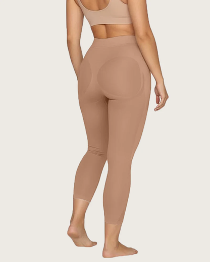 Pantalones moldeadores con control invisible y levantamiento de glúteos®