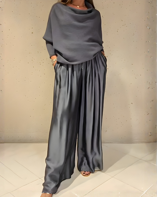 Conjunto Gala de Dos Piezas con Hombros Descubiertos®