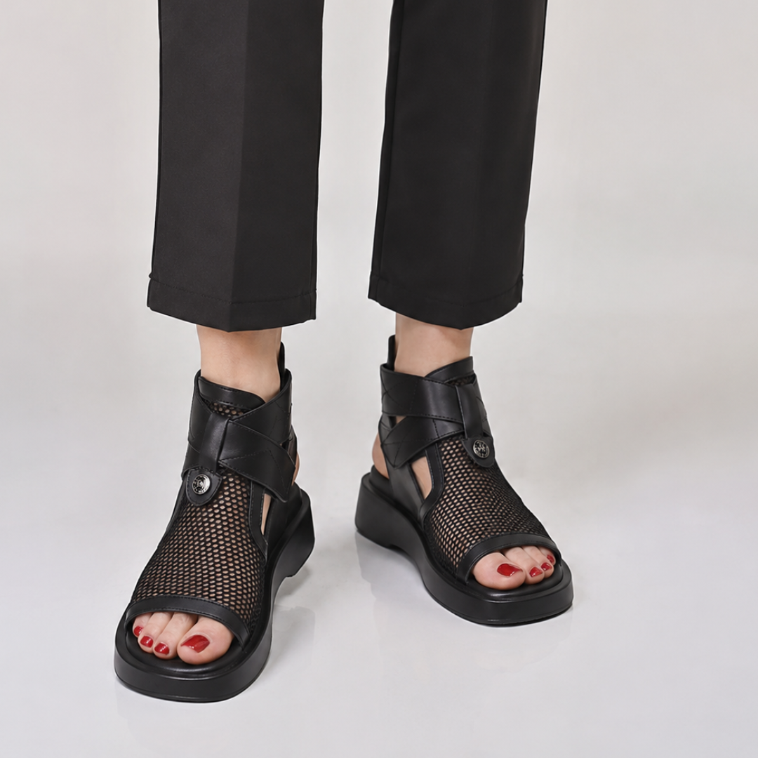 Sandalias de Malla con Cierre Ajustable®