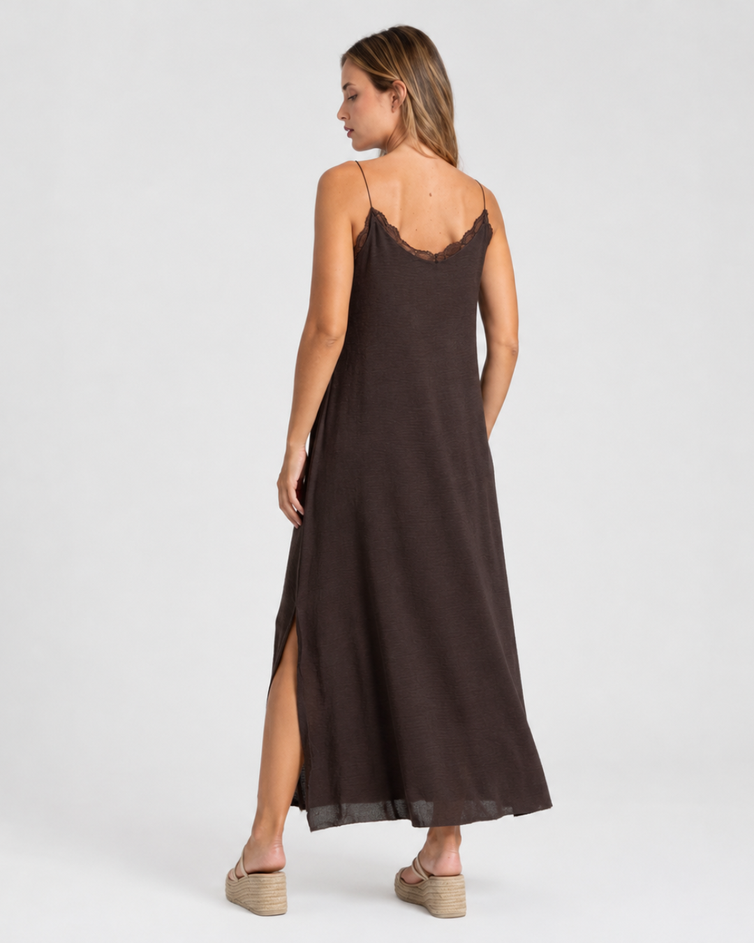 Vestido Lencero Largo con Encaje®