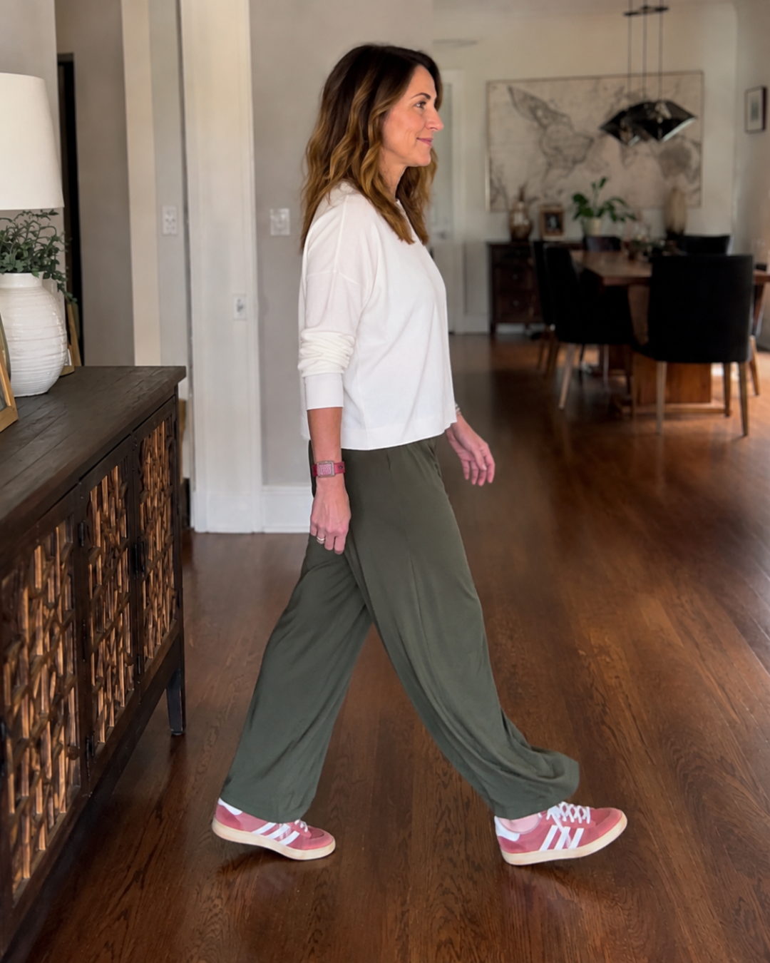 Pantalón Ligero y Sedoso de Corte Fluido®
