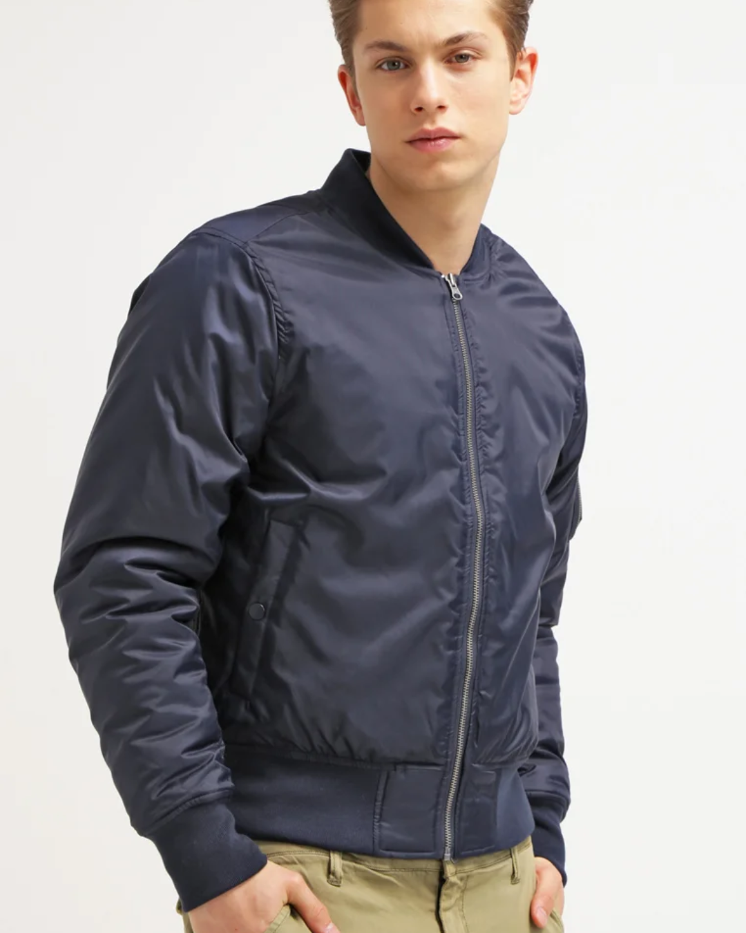 Chaqueta con Cuello Acanalado y Cierre de Cremallera para Hombre®