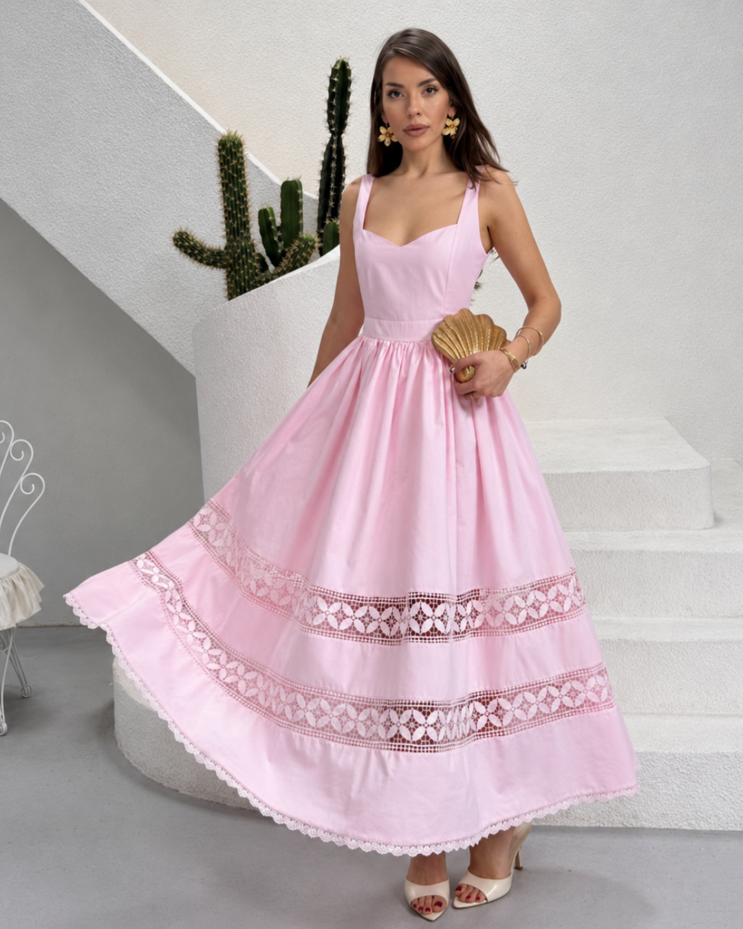 Vestido Midi con Tirantes y Detalles Calados®