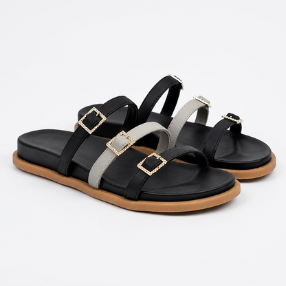 Sandalias Planas de Tres Tiras