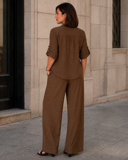 Conjunto Fluido de Blusa y Pantalón