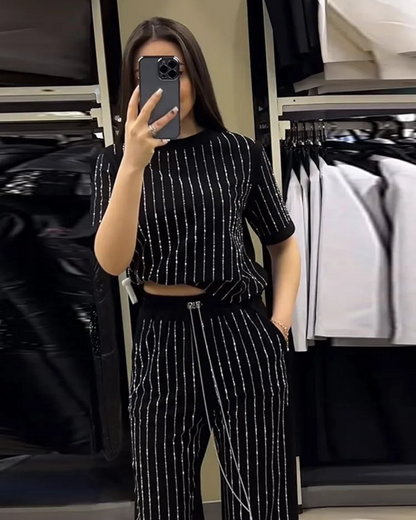 Conjunto casual de dos piezas con pantalones y camisa de manga corta para mujer