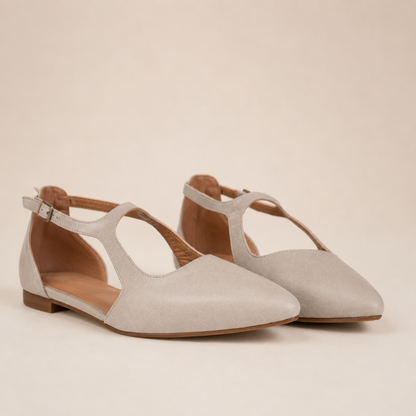 Bailarinas de piel con diseño T-Strap®