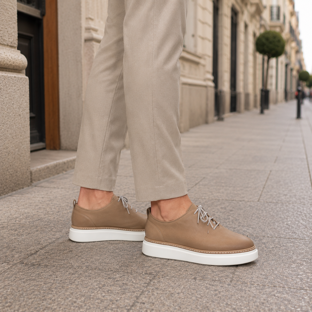 Zapatos informales con cordones y suela gruesa