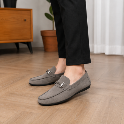 Mocasines de Antelina con Herraje Metálico