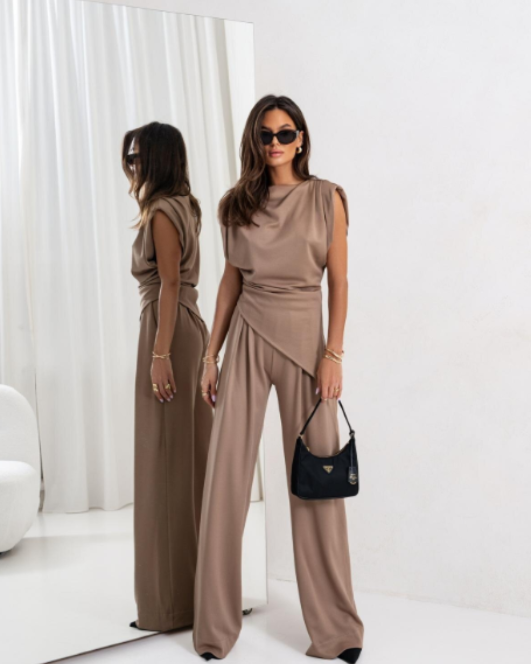 Conjunto de Dos Piezas con Efecto Moldeador  para Realzar tu Figura con Elegancia
