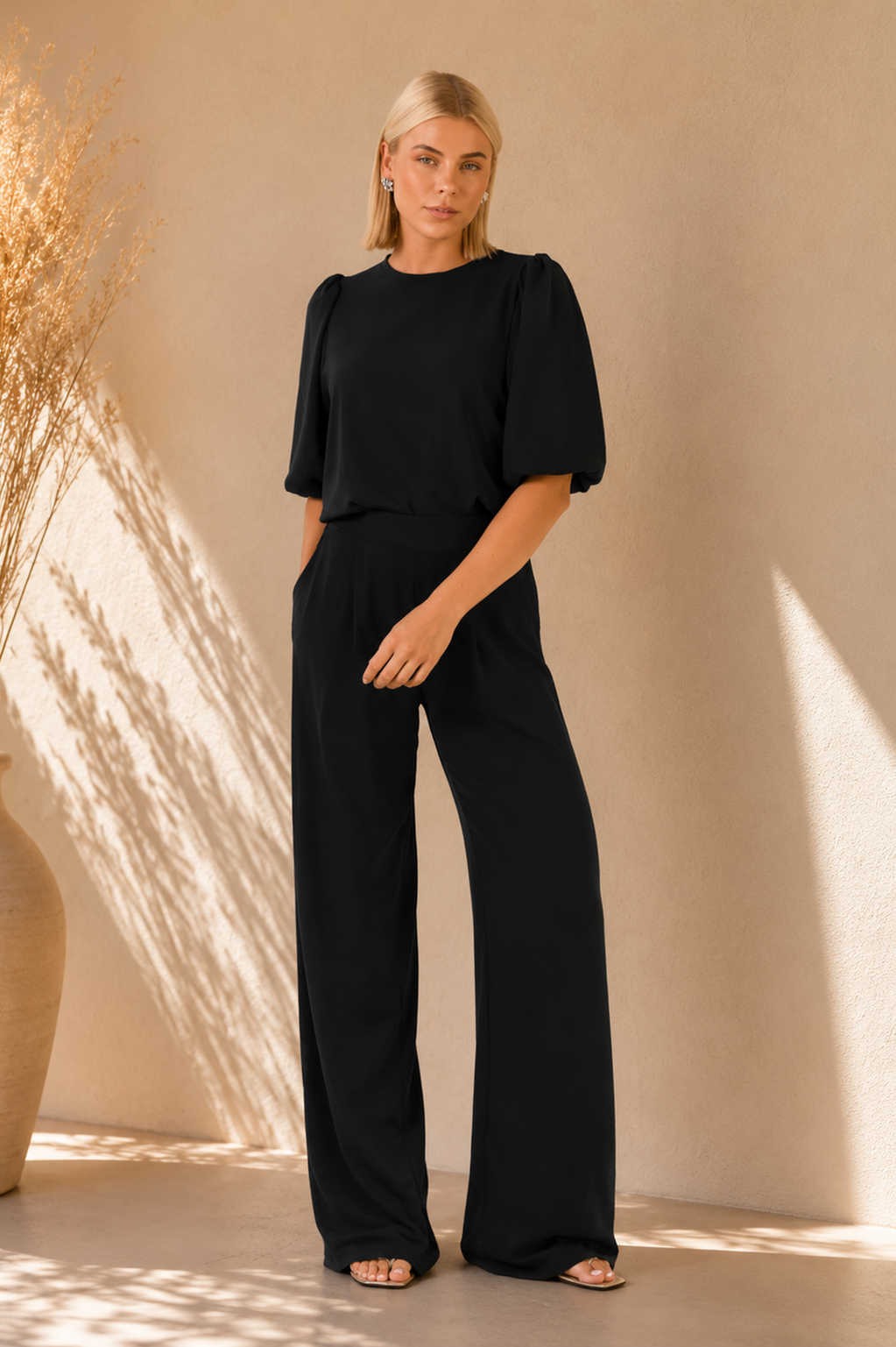 Conjunto elegante con caída fluida